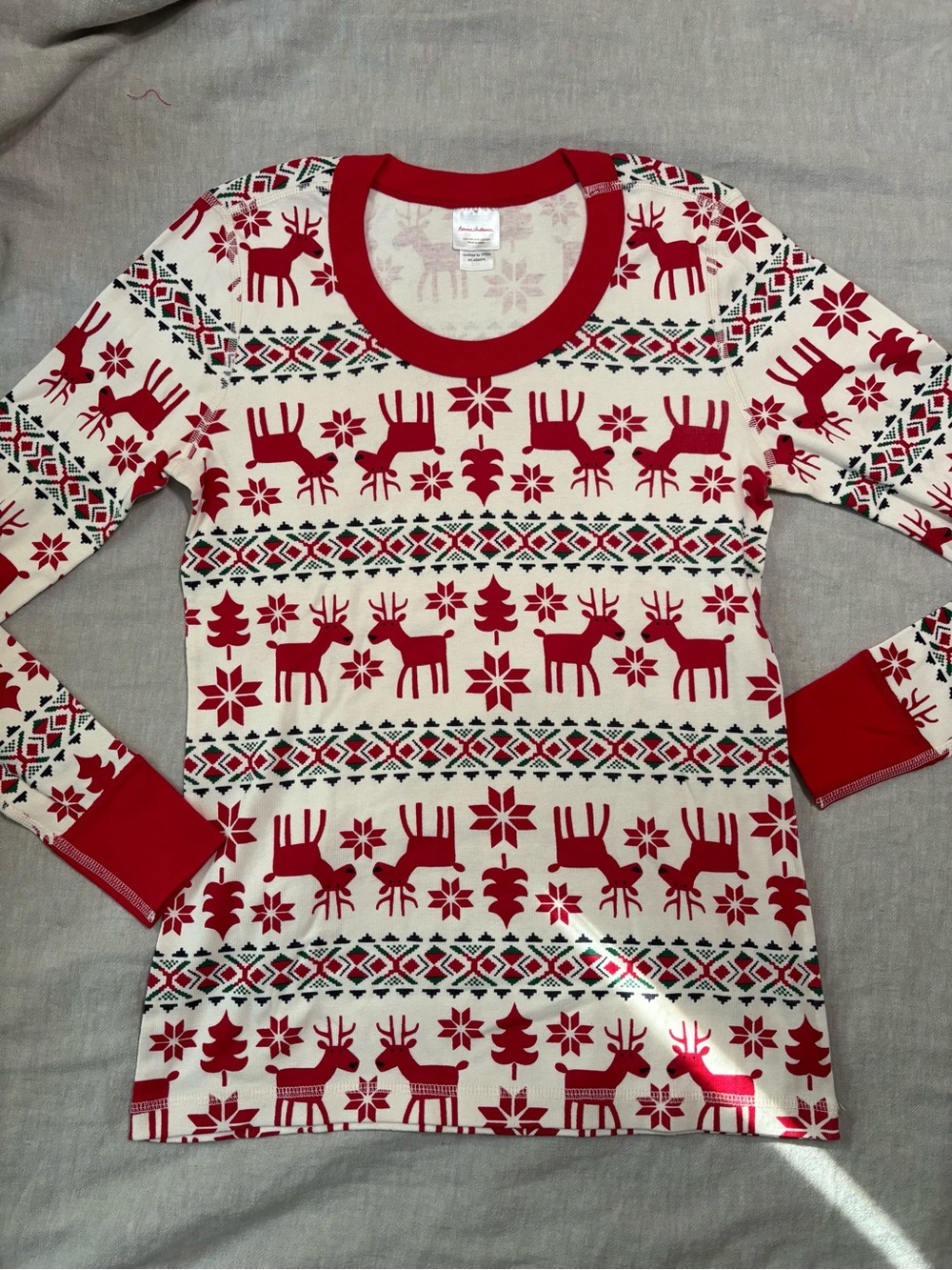 Hanna Andersson Red and Cream Reindeer Crew Neck pajama top NWOT